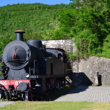 Locomotiva Piazza al Serchio